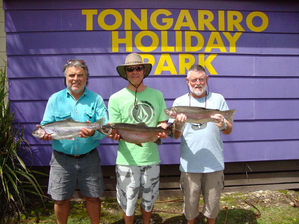 Tongariro Holiday Park Нешнел-Парк Экстерьер фото
